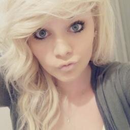 ♥ Hiya everyone Im Sofia Half White & Muslim Follow Me, Ill Try To Follow You Back Too ♥