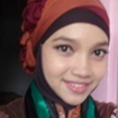 hello :) , i'm Nur Emilah , call me Lhia, ♥ mybigfamily , ♥mybestfriend , ♥ korean n' etc . wish me luck :) .