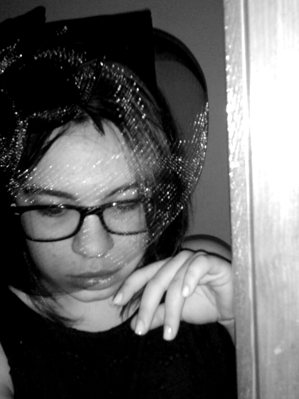 melikedss's profile picture. Ve ben ikiyi severim tek yetersiz üç gereksizdir.