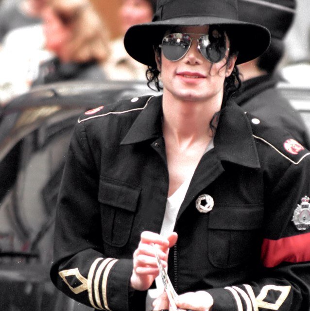 Loving the legendary Michael Jackson ♥ He is the greatest singer dancer philanthropist father and man! Follow me & i follow back! Follow my bestie @NatLoves_1D