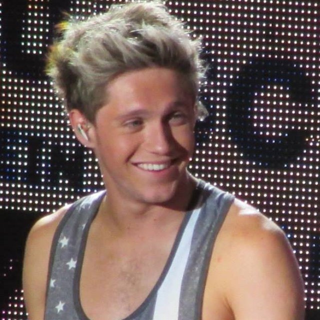 i like one direction and food