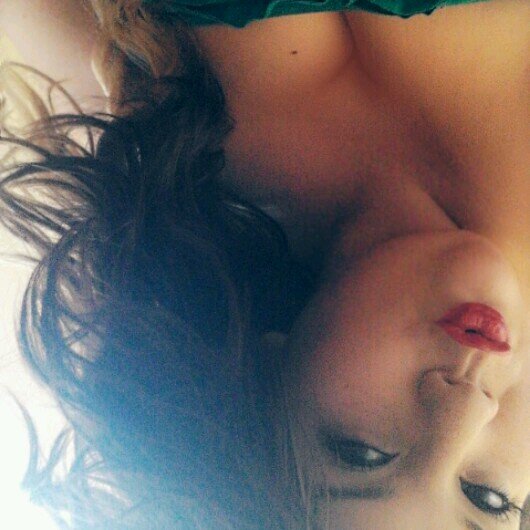 21 . Pisces . Hippie.  Stay Lifted.  †.