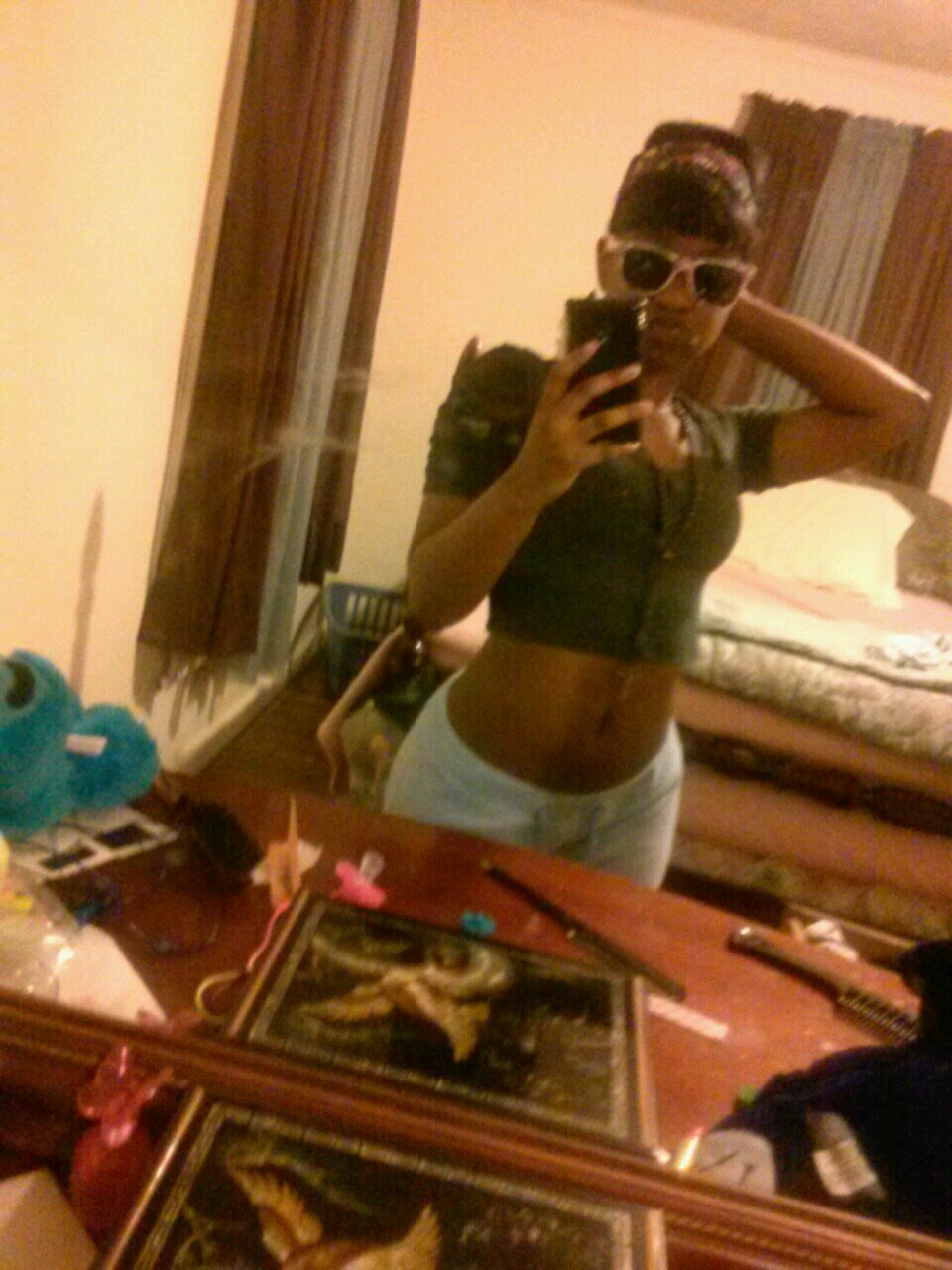 &Keyasha Rena$ I love GREEN!!! Imma do me no matter what. Got a problem o well. FOLLOW MEH!!!!