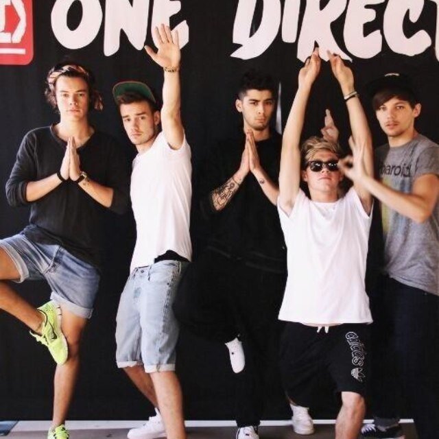 Cuatro Britanicos y un Irlandes. ~ ONE DIRECTION~