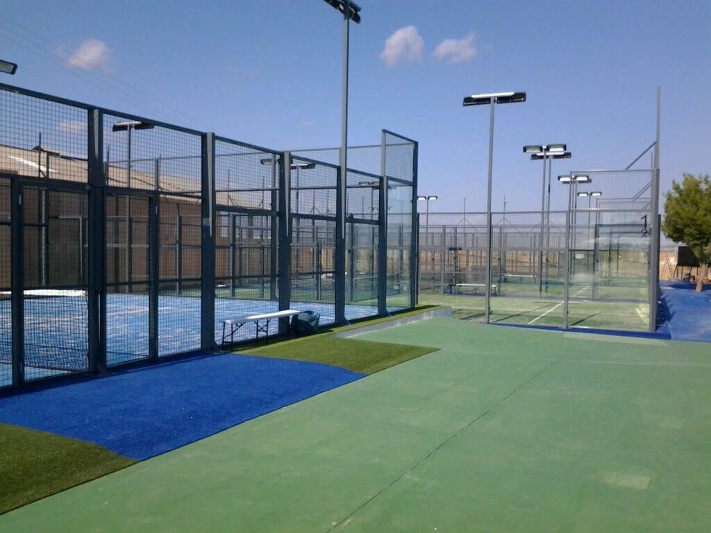 padelaljau's profile picture. 