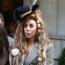 Lady Gaga and Selena Gomez is my life. @buse_2000 @Zey_Tay_Swift @VerifiedBadGirl için ölürüm.