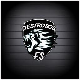 Grupo de amigos que juega al fútbol. 
 No fallamos en el postpartido. ¡Contacta con nosotros para jugar amistoso!