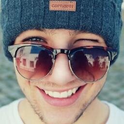 Follow ME,iF U Wont Do That U Sucks :)