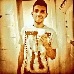 O MENOR FÃ CLUBE DO MUNDO MAIS O AMOR E MAIOR ;) SIGAM @ramalho_ramilo