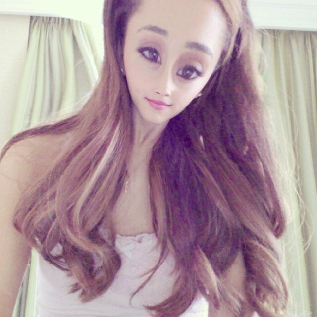 daydreamin about ariana | yours truly