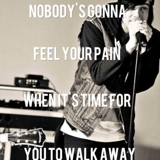 Sleeping with sirens are amazing! I love them pierce the veil and other bands!