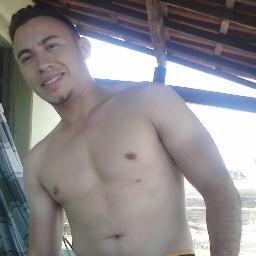 Felíz, amigo, aventureiro, e Servo de DEUS!!!
JESUS és o meu melhor... :)