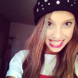 Hello everyone!I'm a 16 years old girl ,dancer,directioner, mixer and fashion lover!Thank you if you follow :)
