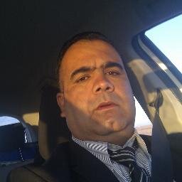 محام وناشط حقوي مهتم بحقوق الانسان