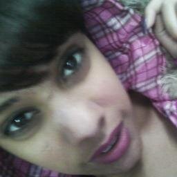 animada,muuitoo boobonaa, e carinhosa, adoro pizza, e sou muito sentimental , xoonada pelo amor da minha vida s2