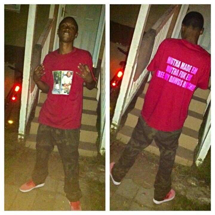 Um Jus A Nigga Tryna Make It #SelfMade #N$G #NFG #Free All My NevaFold Niggas!! IG: trayoutchea