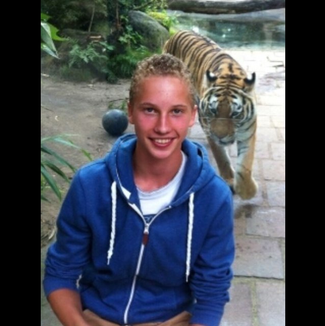 Keeper bij Amsvorde B1 || tennis bij flehite || 5vwo A'berg || chille || vrienden en familie #1 || En natuurlijk Ajacied! ***