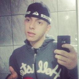 NÃO IMPORTA OQUE ACONTEÇA , CABEÇA ERGUIDA , FÉ EM DEUS E HUMILDADE EM PRIMEIRO LUGAR !