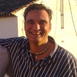 Entrenador, Balonmano, luchador obstinado, comprometido y siempre a la cara....