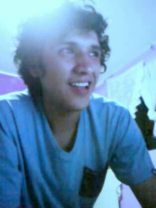 Sigueme y te sigo xD !