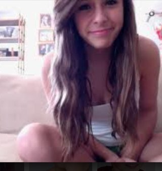 Mahoime:) in love with austin hes my world my everything :) ^^ austin is my boyfriend i love him so badly and want him to follow me and tweet me i wish ^^