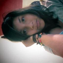 Amoo mi locura , comiendo chocolate en el mundo de los unicornios negros lmL