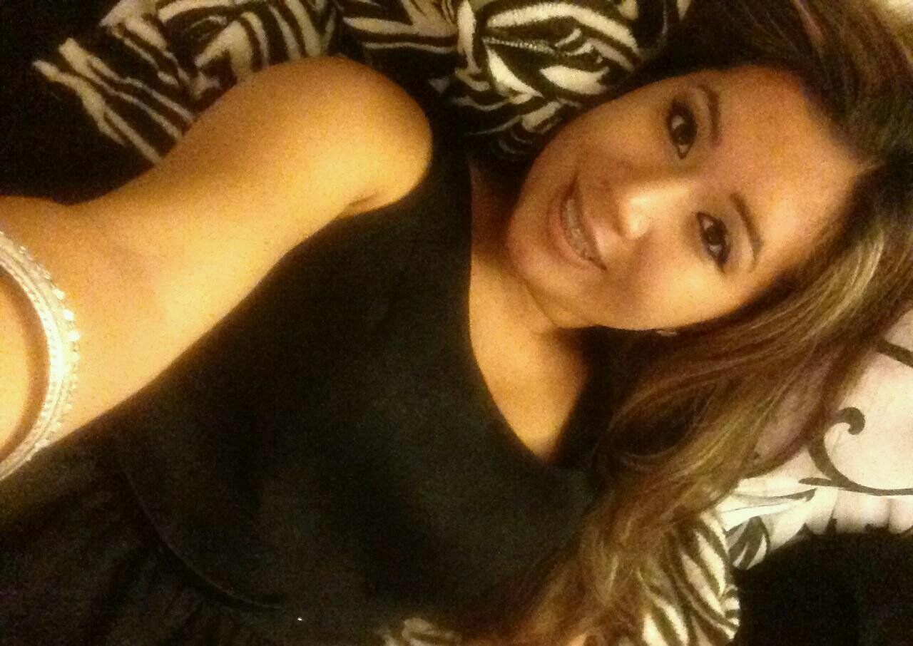- Minnie l 18 l college l just follow me ! (:
