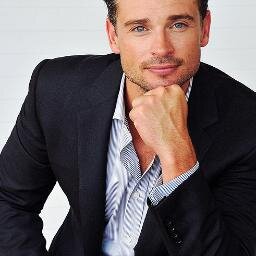 Tom Welling FANSITE - Online Since April 2005 -- Tom Welling ISN'T on Twitter but on FB and LG! https://t.co/6M5iXDiXyc