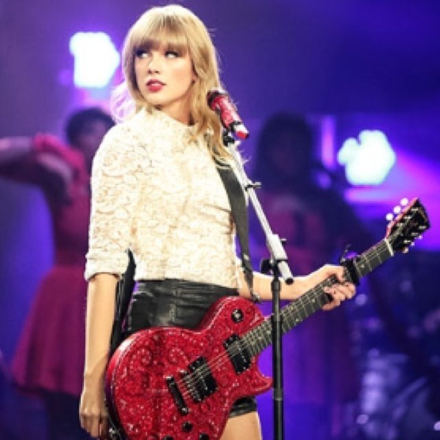 THIS IS NOT TAYLOR. Just lyrics from Taylor Swift, hope you enjoy! *Daily Lyrics Quotes* Just made! Please follow :)