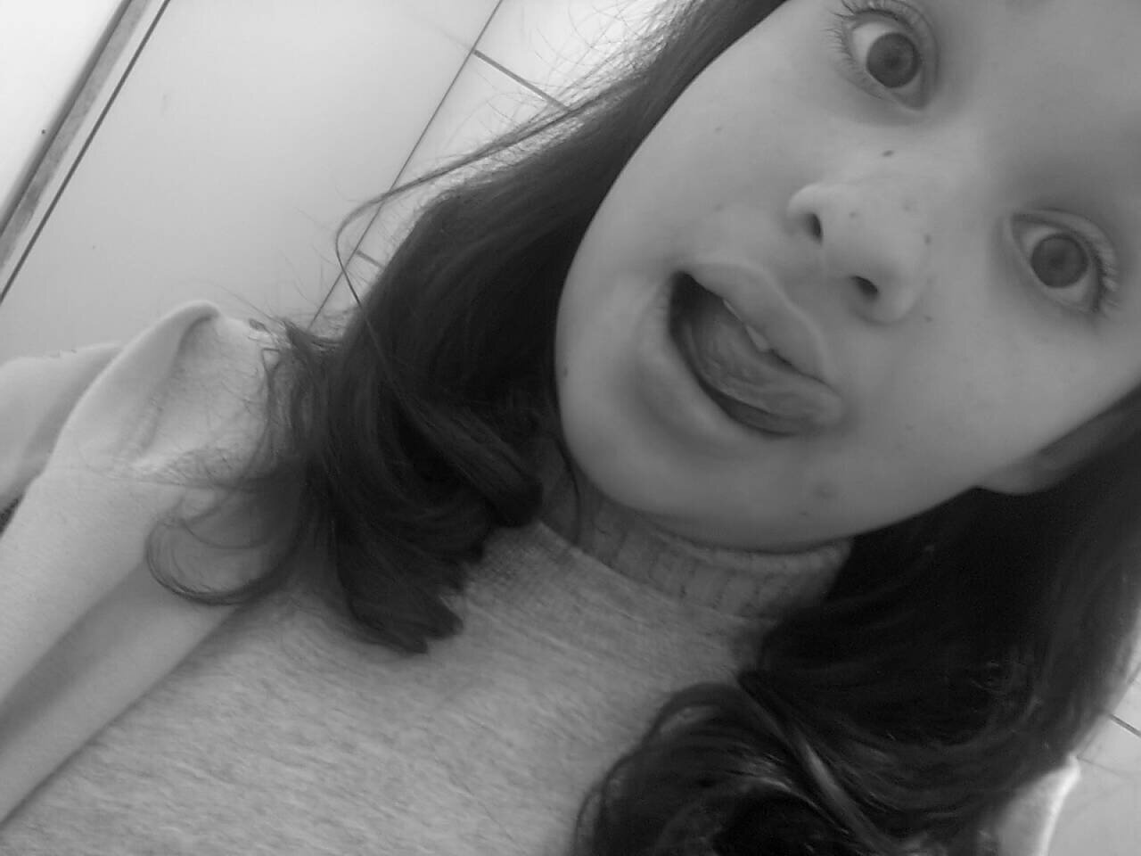 Eai'.Só vim pra disse que  essa menina linda aq e muitooo especial pra min  se meche com ela mecheo cmg conta smp  Te amo negrinha s2 por.@Loira_chay