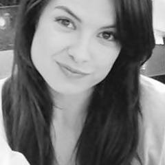 Já não queria mais saber,
 Mas foi só eu te conhecer,
 Meu mundo virou e tudo mudou
 E é você. @Lua_Blanco 33