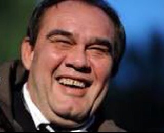 Yıldırım Demirören (d. 1964, İstanbul) Türk sanayici, iş adamı, Türkiye Futbol Federasyonu başkanı