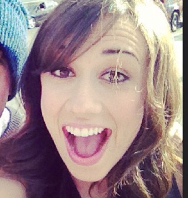 I like YouTube. Colleen Ballinger. Miranda Sings. GloZell. Joshua evans. Rachel Ballinger. Jenna Marbles. Zoella. Joey Graceffa. Bunny. Im in love with them.❤️