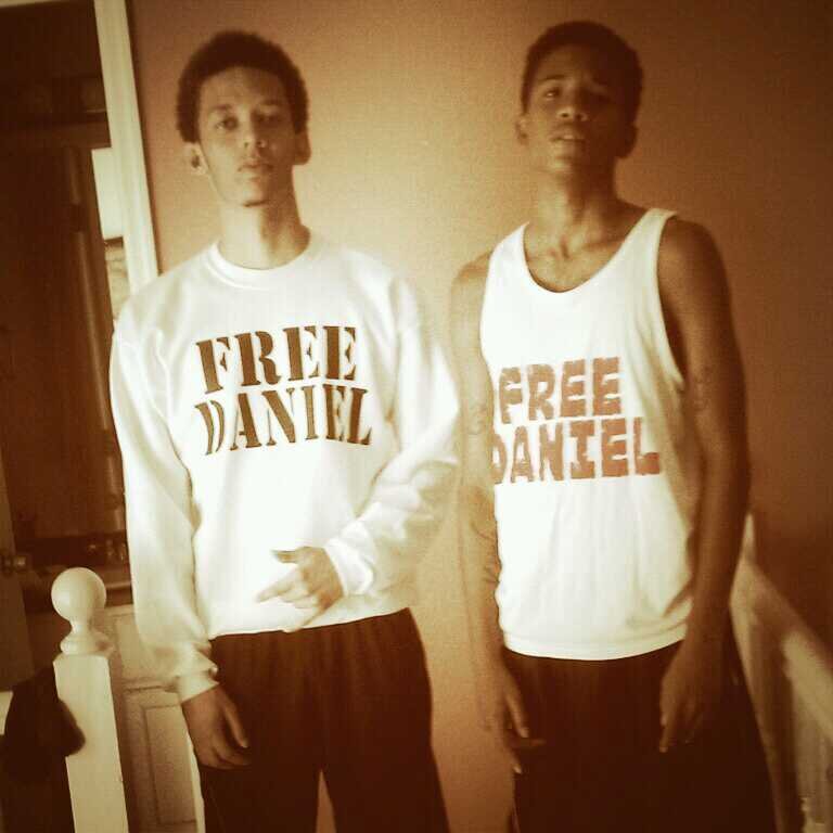 free my bro @__thatdude nd follow my sis @parissfrance_