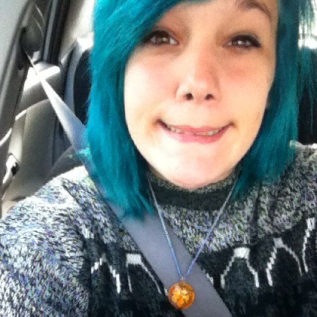 Heyo my Instas TASTETHERAINBOW420 follow me infollow back c: