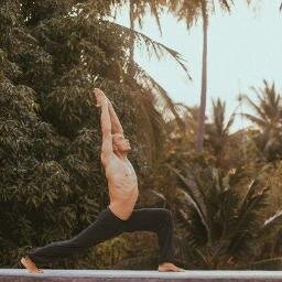 Find all you need to know to get started in yoga, including the health benefits, yoga styles for beginners and finding a yoga class. just follow me !!