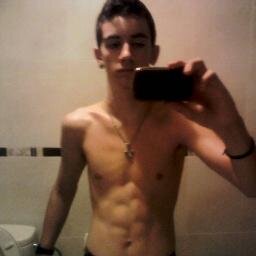 Leonciyo26's profile picture. Siento una cosa dentro de mi que no es amor es como mariposiyas ... podria ser algo mas