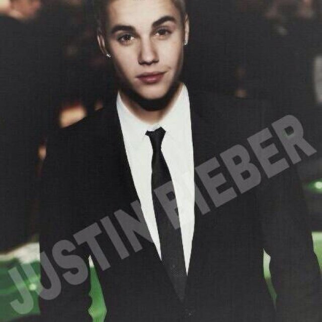 Follow me and I follow back
I am Believer Boy :)