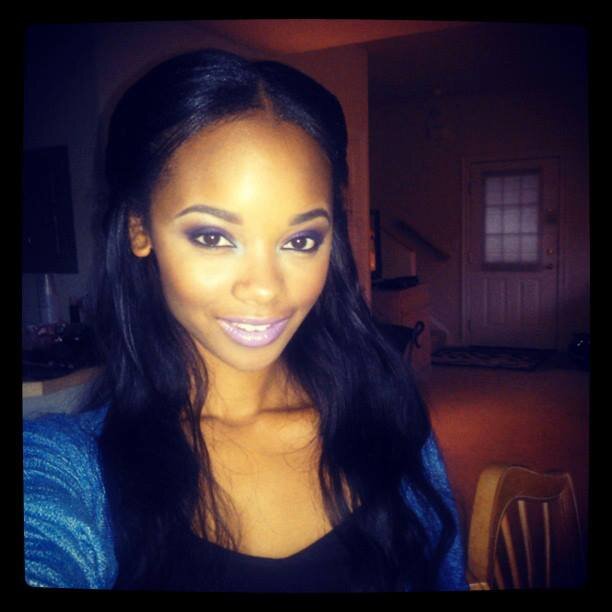 AlanajAlana's profile picture. Love is all around us