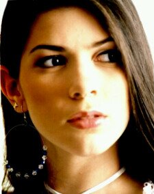Queriendo ser una chica diferente, huyo siempre de cualquier comparativo. Abogado, madre, esposa y enamorada de la vida.