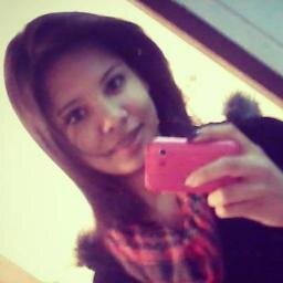 ...Mee maggoe com uma verdade,mas naão mee iluda com uma menttira ... 

 18 Aniinhos, Solteiraa, Morenaa, Marrenta, LInda SQÑ , Amoo Chocolate ♥ Video Games♥