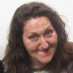 HillareeH's profile picture. Muffin-eater, painter, themed-party-thrower.