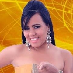 adoro musica, sou bem eclética e amo cantar.
