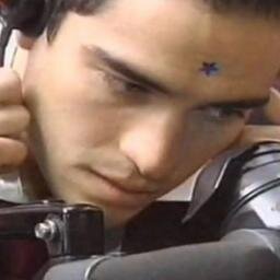Apoyo incondicional a Anahi (@anahi) y Alfonso (@Ponchohd). Antes de traumadas somo fans.