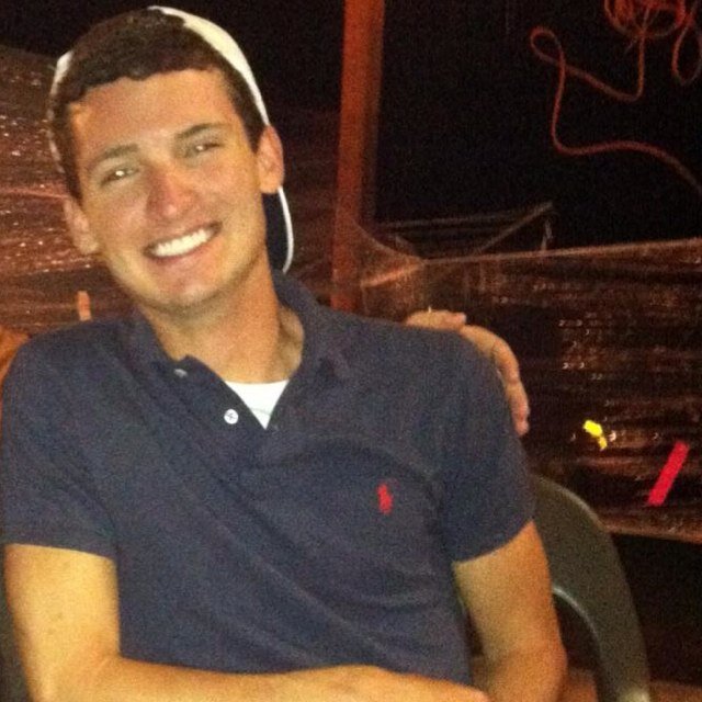 tr_rigsby's profile picture. Live.