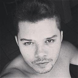 Nordestino , Artista , Ator, Graduado e  Estudante de  da Universidade Potiguar (UnP) -
- http://t.co/eNs8tAhMWG
