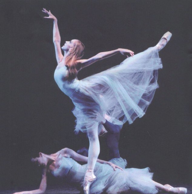 prettyonpointe_'s profile picture. ♡ ♡Dancers are fabulous...don't let anyone tell you otherwise♡ ♡ Est. 6/19/13 ••• Mary Murphy from SYTYCD follows!