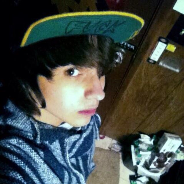xXblack__rainXx's profile picture. Im 15, gay, and i love music