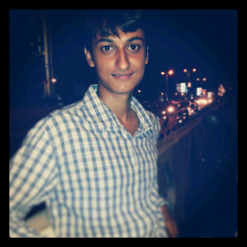 Me ZinDagi Ka Saath Nibhata Chala Gaya...:):)