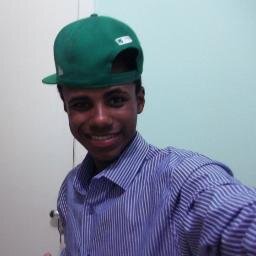 Sou muito Feliz Por ter Pessoas que eu Sei Que Estarão Sempre Do Meu Lado , Família e Amigos e DEUS Principalmente